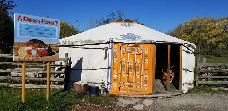 Don't Be That Tourist: A Practical Guide to Mongolian Etiquette for Americans